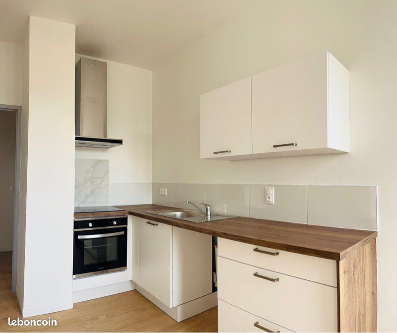 Appartement 3 pièces 60 m² · à Oloron-Sainte-Marie · 60 m² · 690 €/mois