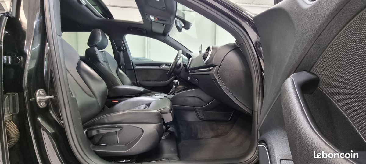 Audi RS3 SPORTBACK 2.5 TFSI quattro S-tronic (image 15)
