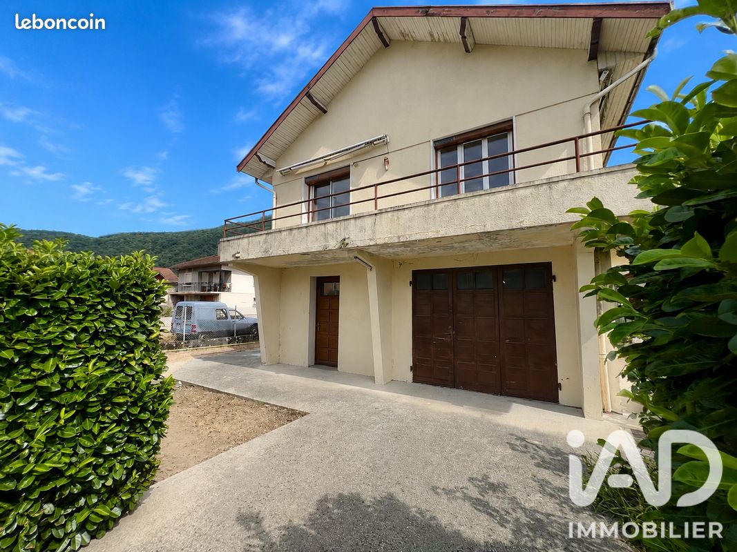 Maison 6 pièces 109 m² · à Poisat · 109 m² · 270 000 €
