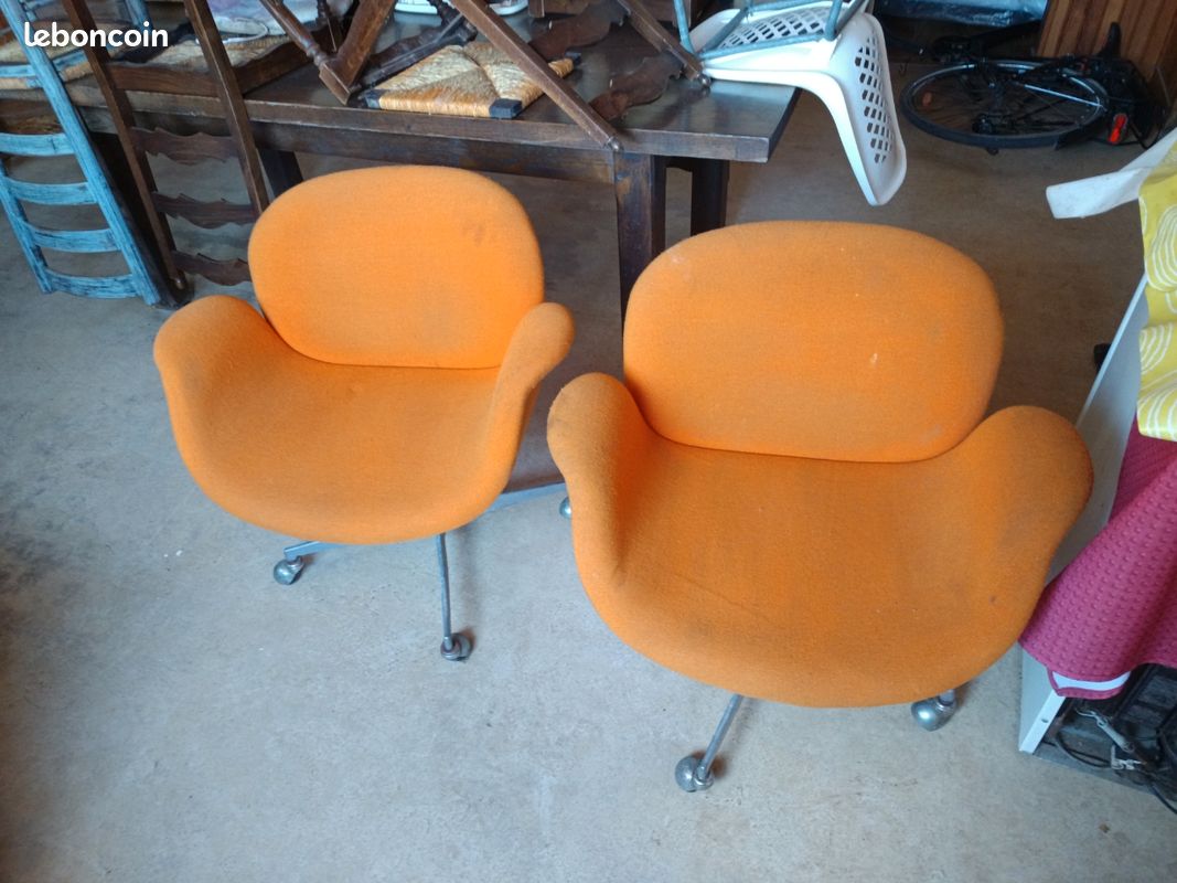 Artifort tulipe (image 1)