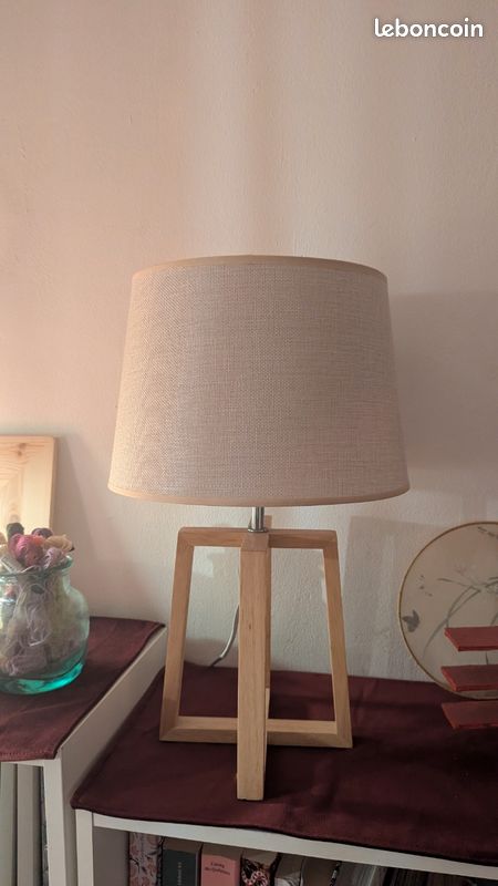 Lampe sur pied beige (image 2)