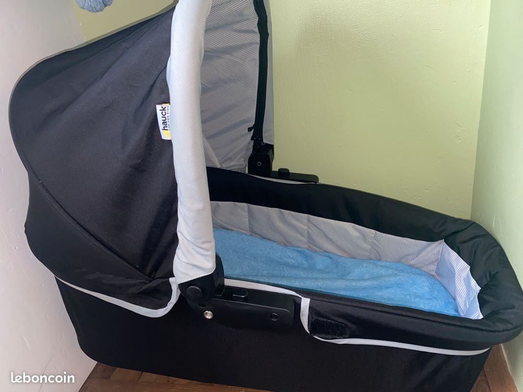 Poussette 3 en 1 marque hauck (poussette nacelle cosy) (image 3)