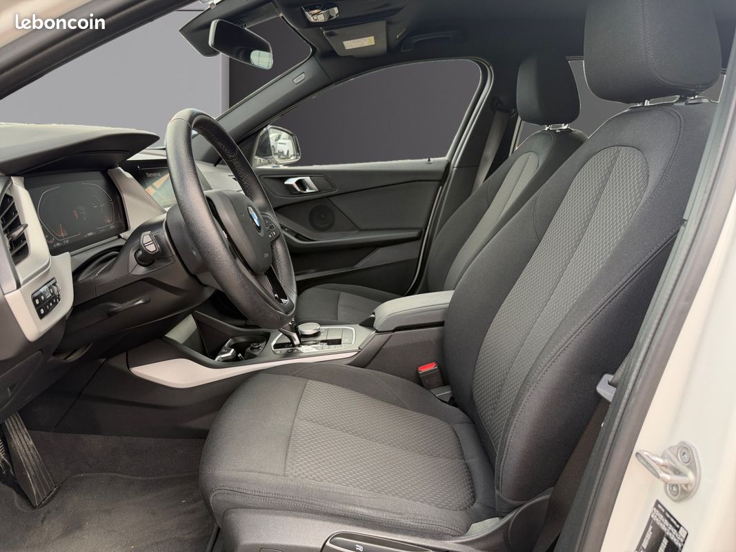 BMW SERIE 118I 136 BUSINESS DESIGN DKG 136Ch Garantie 12 mois (image 10)