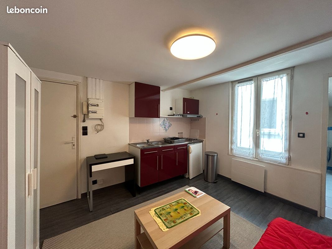 Appartement 1 pièce 16 m² · à Reims · 16 m² · 420 €/mois