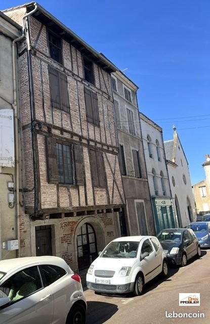 Immeuble 6 pièces 200 m² · à Villeneuve-sur-Lot · 200 m² · 119 000 €