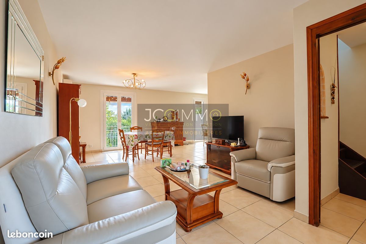 Maison 5 pièces 103 m² · à La Farlède · 103 m² · 350 000 €