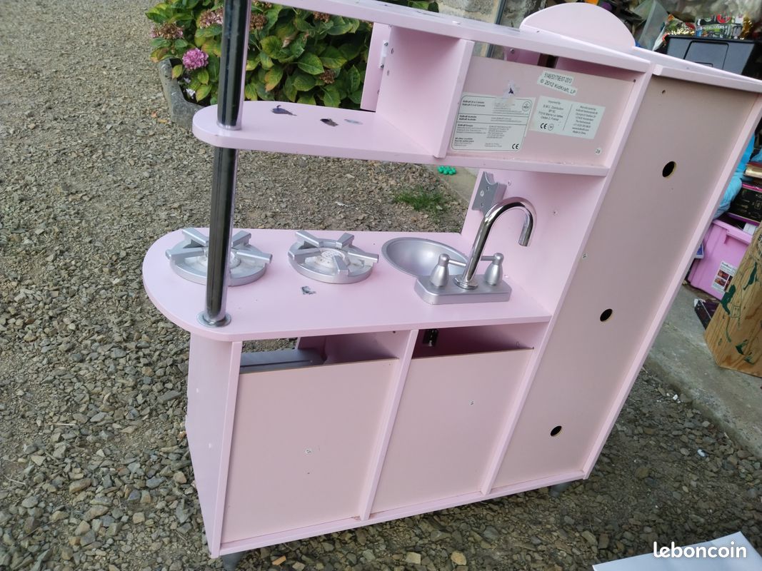 Cuisine enfant rose en bois (image 9)