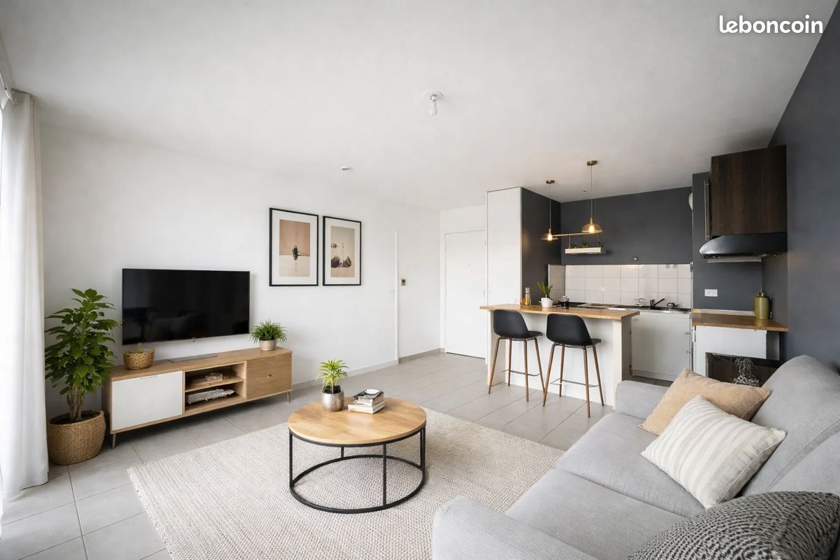 Appartement 2 pièces 43 m² · à Vénissieux · 42,6 m² · 150 000 €