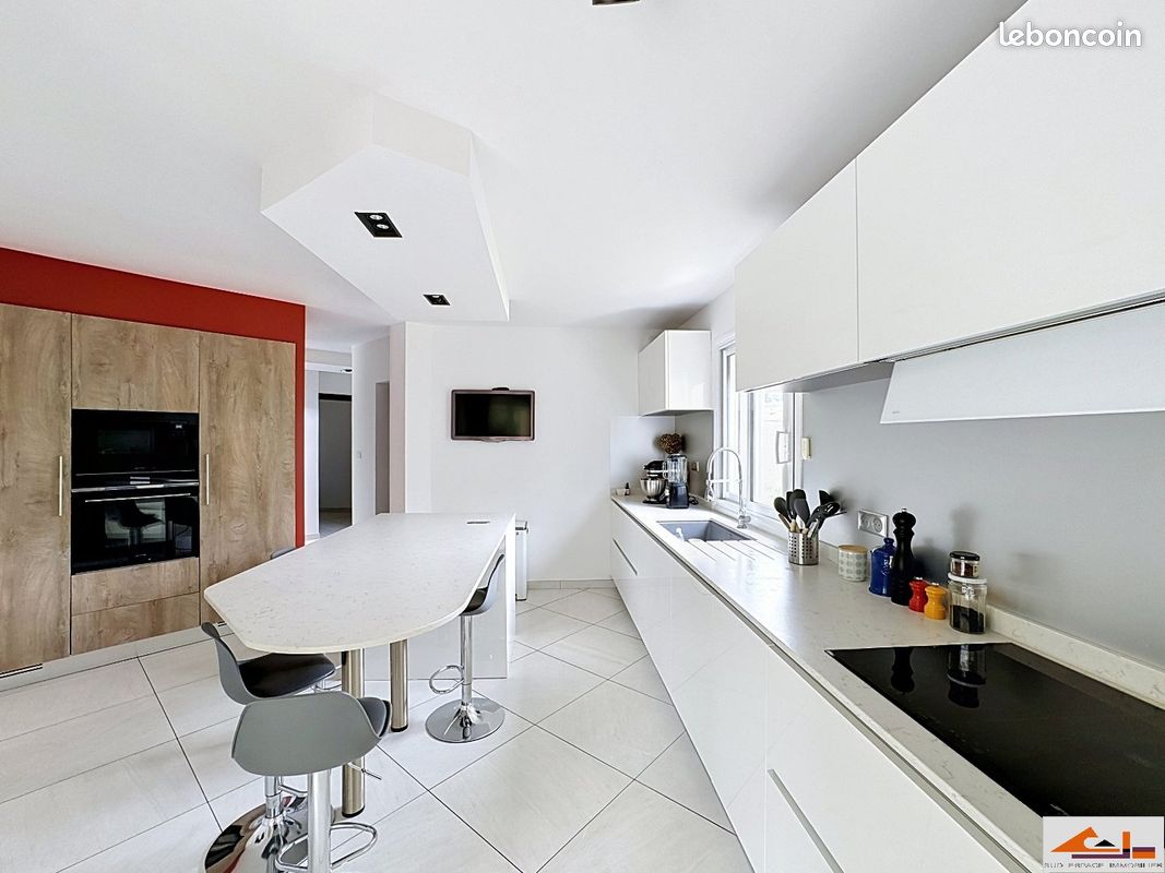 Villa 7 pièces 228 m² (image 7)