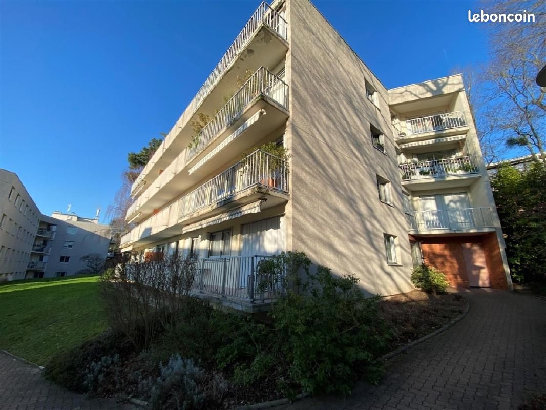 Appartement 4 pièces 82 m² · à Taverny · 82 m² · 184 000 €