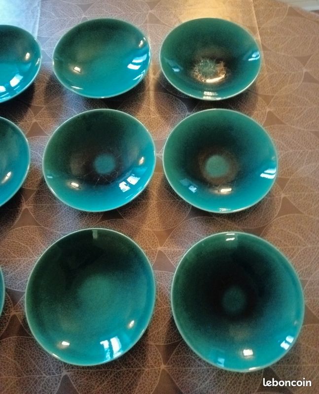 Annonce réservée à "Mercredi" Assiettes creuses en faïence de Charolles - Lot de 12 pièces (image 7)
