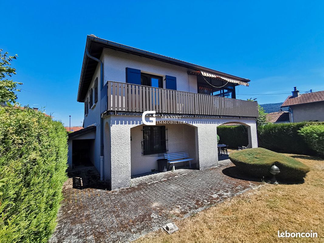 Maison 6 pièces 140 m² · à Oyonnax · 140 m² · 225 000 €