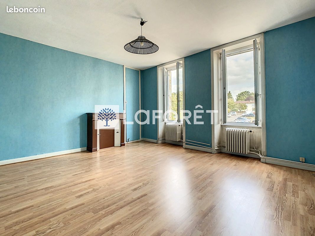 Maison 3 pièces 84 m² - Bressuire 79300 (image principale 1)