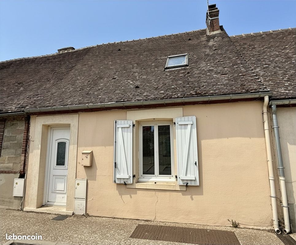 Maison 2 pièces 74 m² · à Digny · 74 m² · 83 000 €