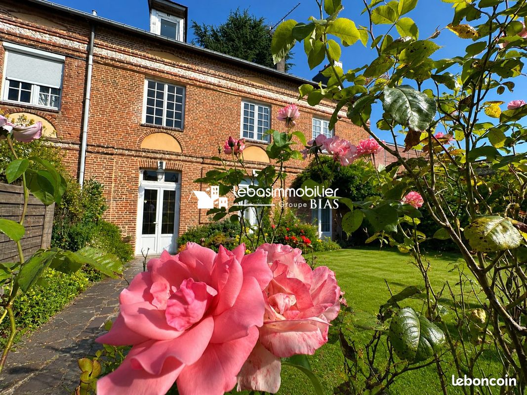 Maison 7 pièces 167 m² · à Yvetot · 167 m² · 313 000 €
