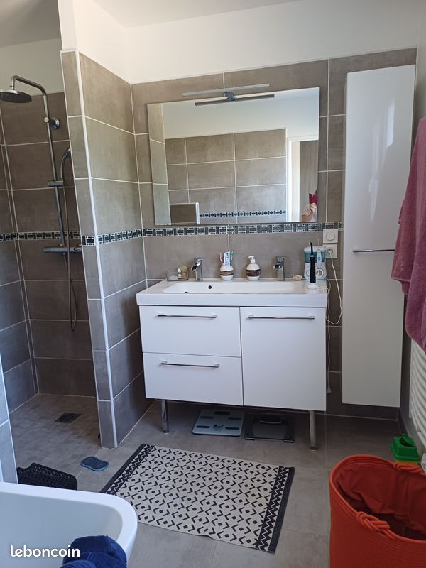 Maison 5 pièces 100 m² · à Beauvoisin · 100 m² · 395 000 €