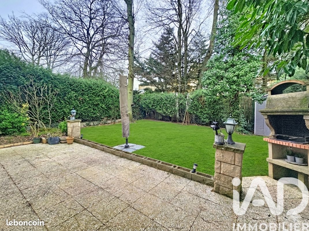 Maison 5 pièces 102 m² · à Champs-sur-Marne · 102 m² · 365 000 €