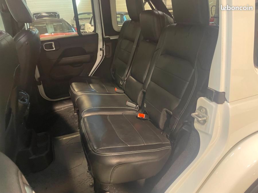 Jeep Wrangler LJ UNLIMITED 2.2 MULTIJET 200 ch SAHARA Command-Track (image 15)