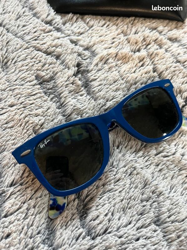 Lunettes de soleil Ray-ban Wayfarer bleues Accessoires Bagagerie