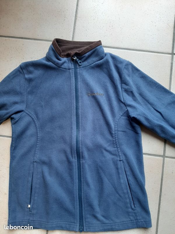 Polaire Decathlon bleu avec fermeture en taille 10 ans (image 2)