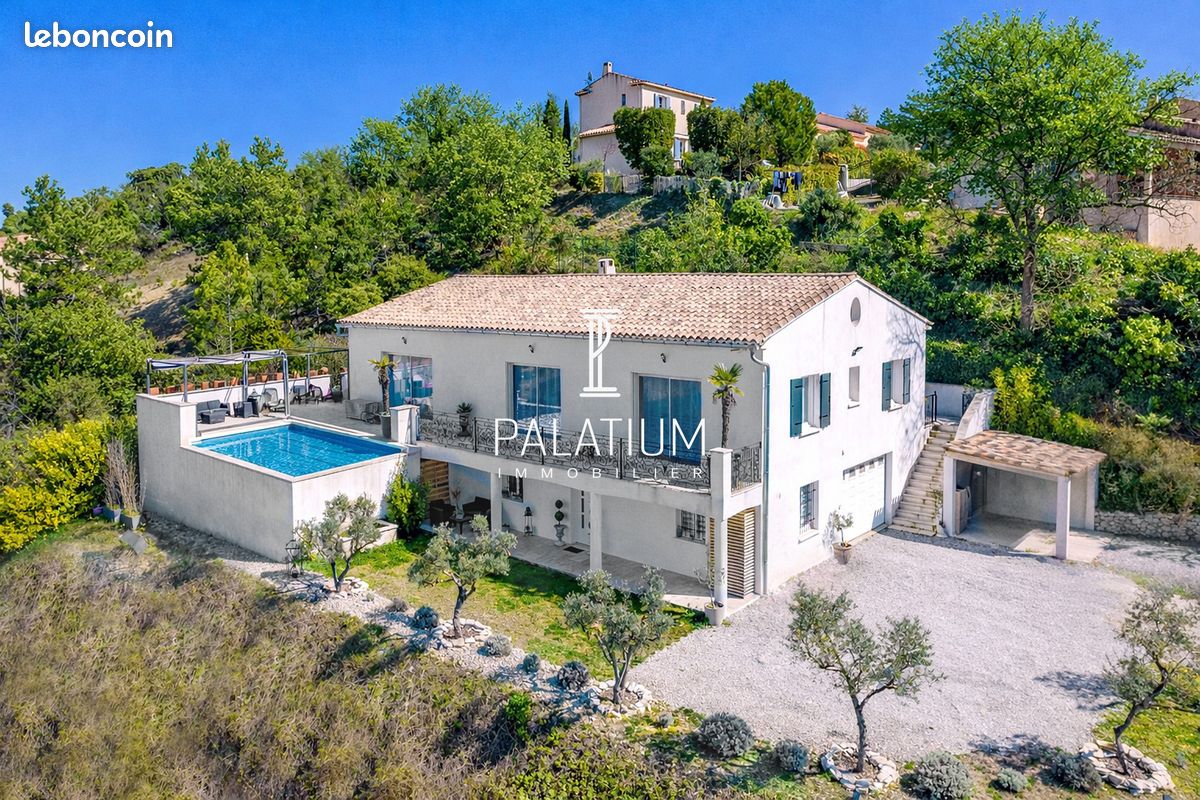 Maison 4 pièces 180 m² · à Valensole · 180 m² · 670 000 €