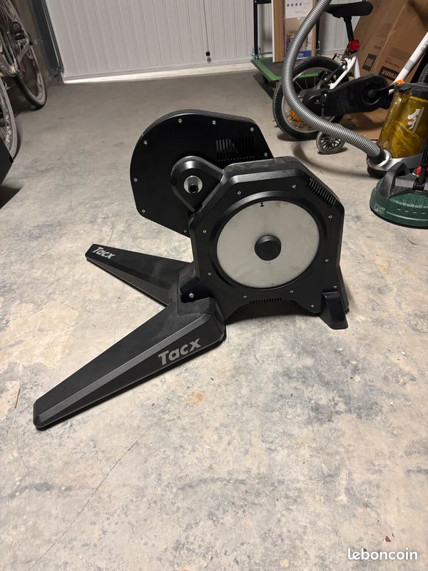 Home Trainer TACX FLUX S (image 1)