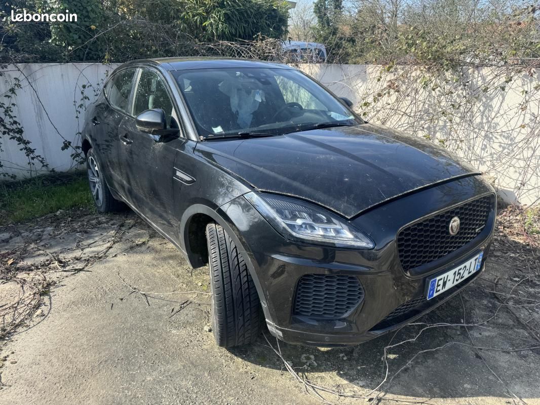 Jaguar E-PACE R-dynamic 180d/ MOTEUR HS/ VENTE A PRO (image 1)