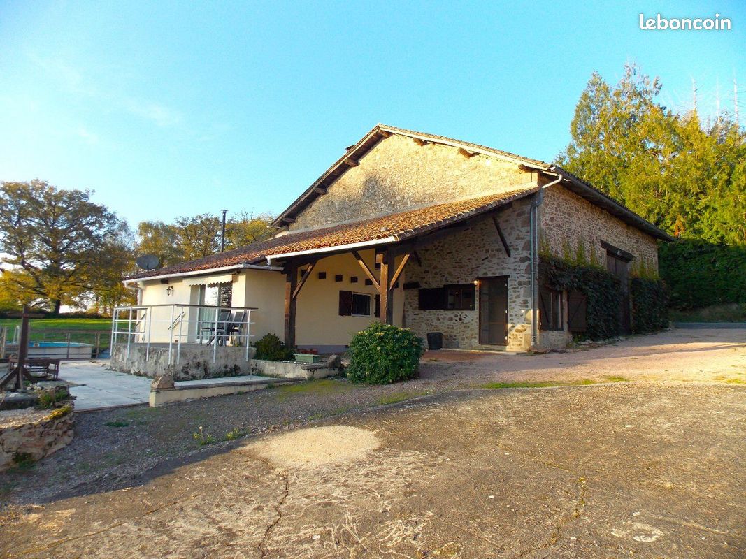 Maison 5 pièces 120 m² · à Les Salles-Lavauguyon · 120 m² · 179 900 €