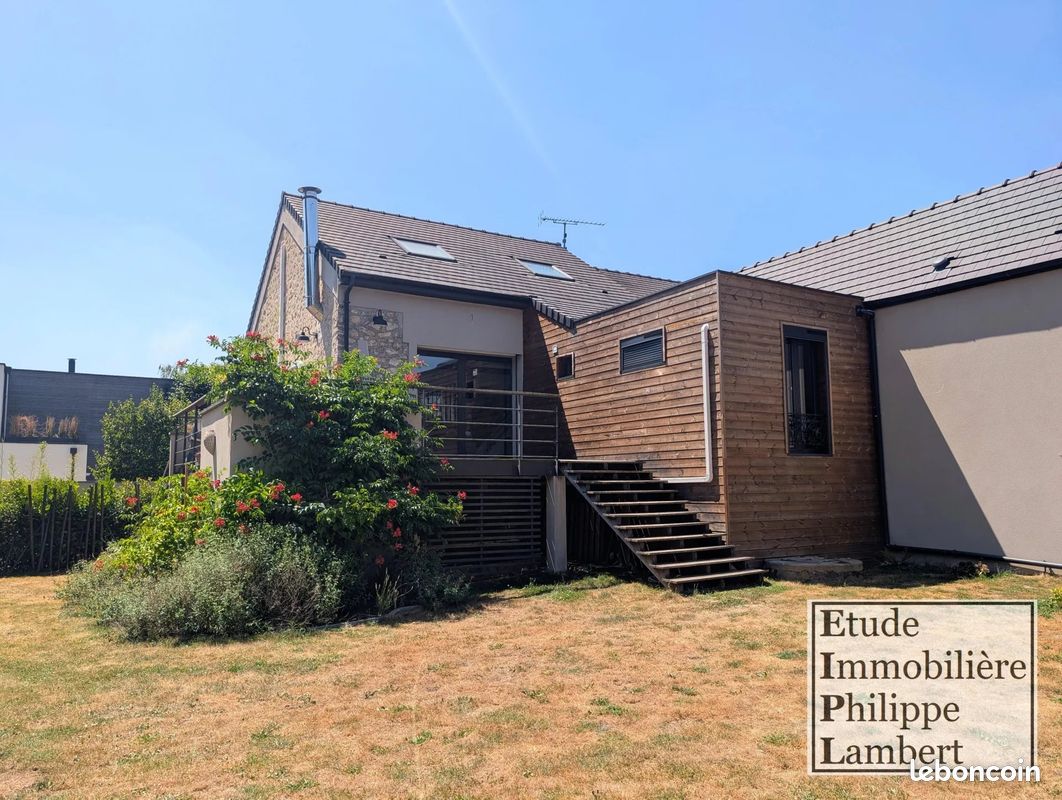 Maison 6 pièces 126 m² · à Bois-le-Roi · 126 m² · 745 000 €