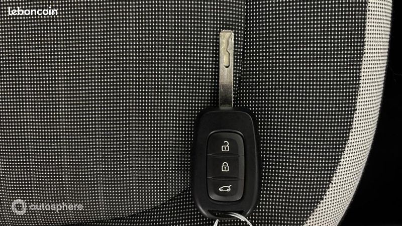 Renault Twingo 1.0 SCe 65ch Equilibre (image 16)