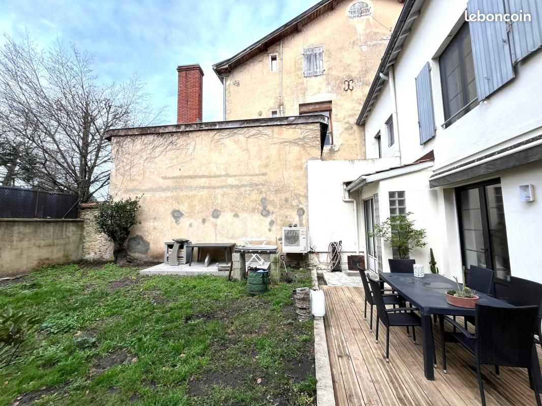 Maison de ville 6 pièces 208 m² - Dax 40100 (image principale 18)