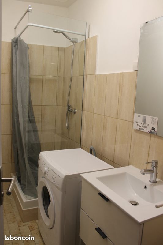 Studio 1 pièce 24 m² - La Réole 33190 (image principale 3)