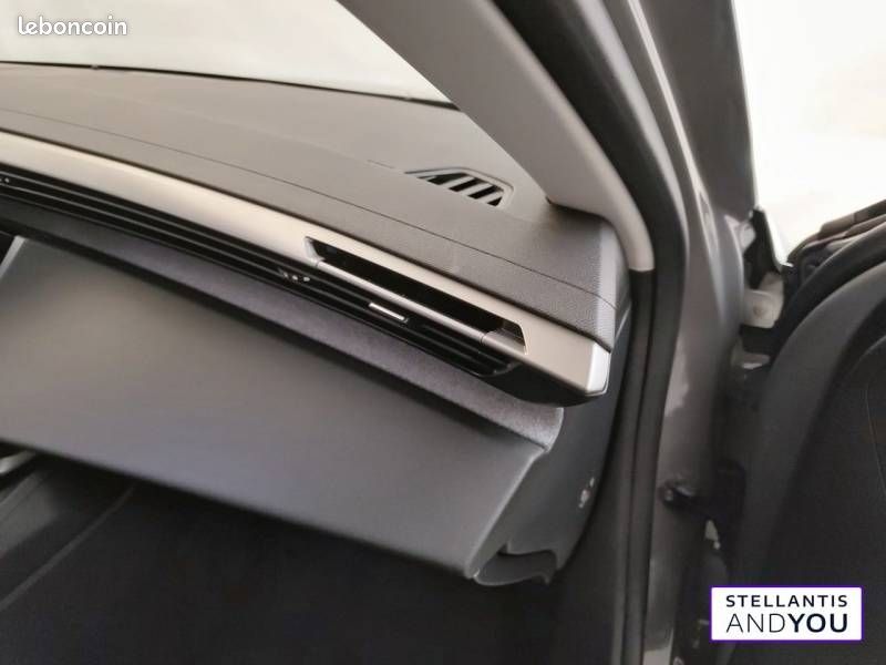 Peugeot 308 Hybrid 145 e-DCS6 Allure (image 34)