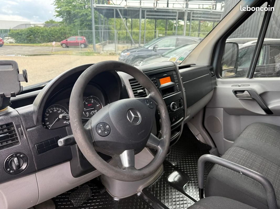 MERCEDES SPRINTER COMBI 313 Bluetec 37S 4x2 3,5t 7G Tronic Plus A - 1ÈRE MAIN (image 10)