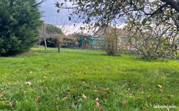 Terrain 1 237 m² Lesparre Medoc