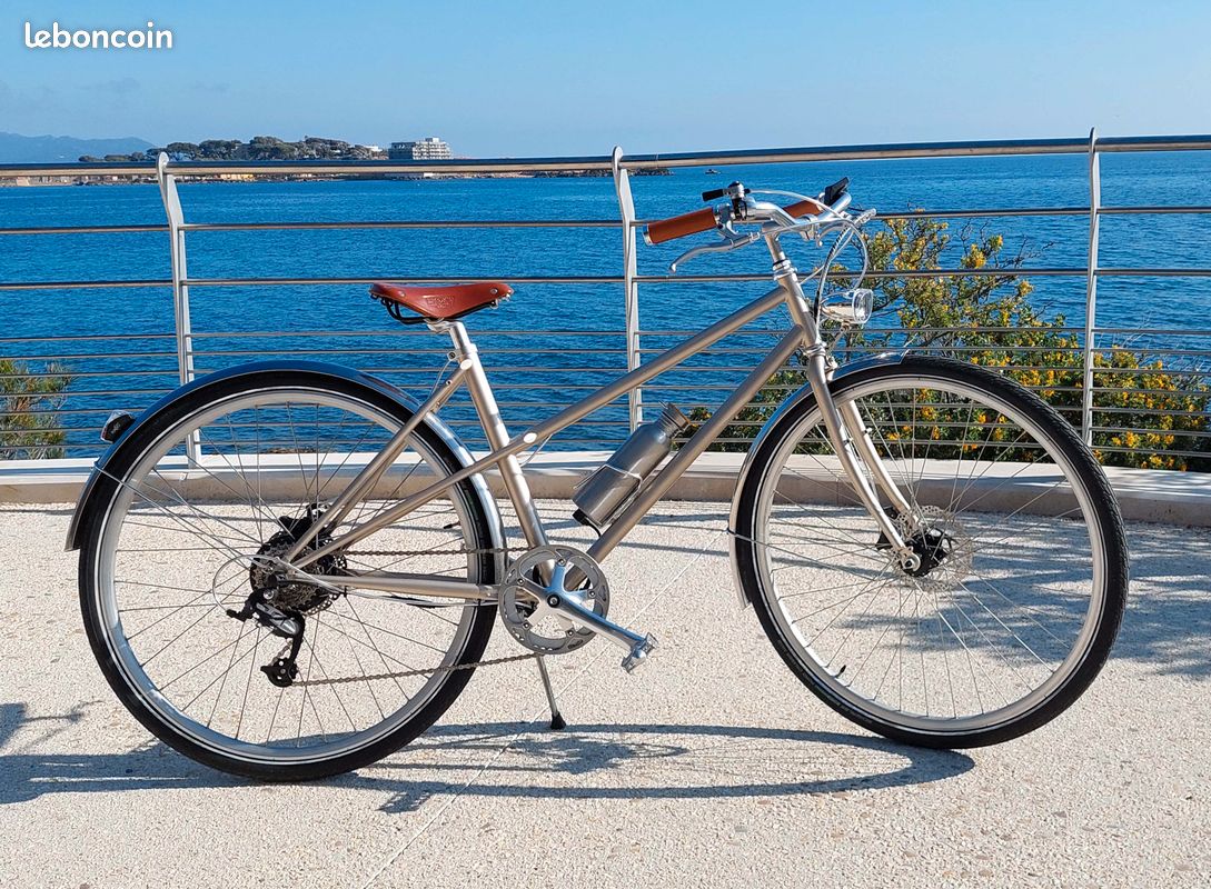 Capri Azur vélo électrique style vintage Vélos