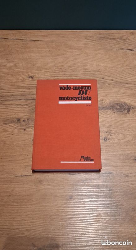 Livre Vade-Mecum du motocycliste, Chritian Rey, Moto revue (image 1)