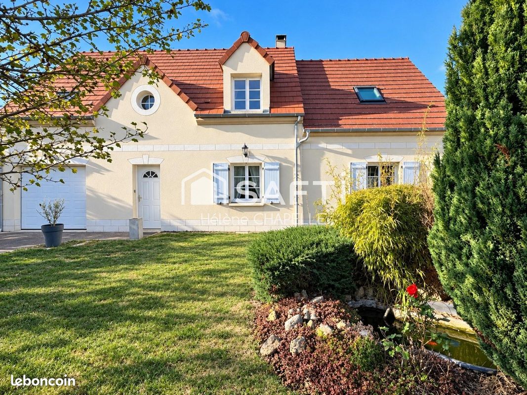 Maison 6 pièces 143 m² · à Rochy-Condé · 143 m² · 347 000 €