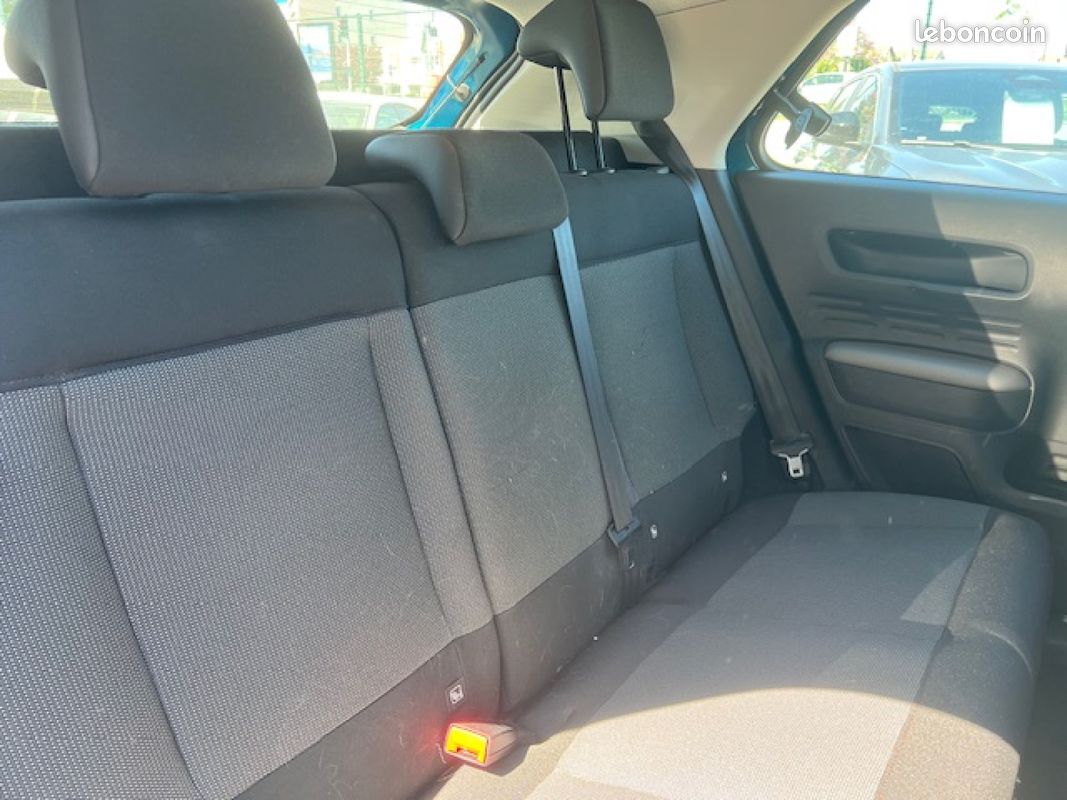 CITROEN C4 CACTUS PureTech 110 SS BVM6 Feel / VENTE DESTINÉE UNIQUEMENT A PROFESSIONNEL DE L'AUTOMOBILE (image 10)