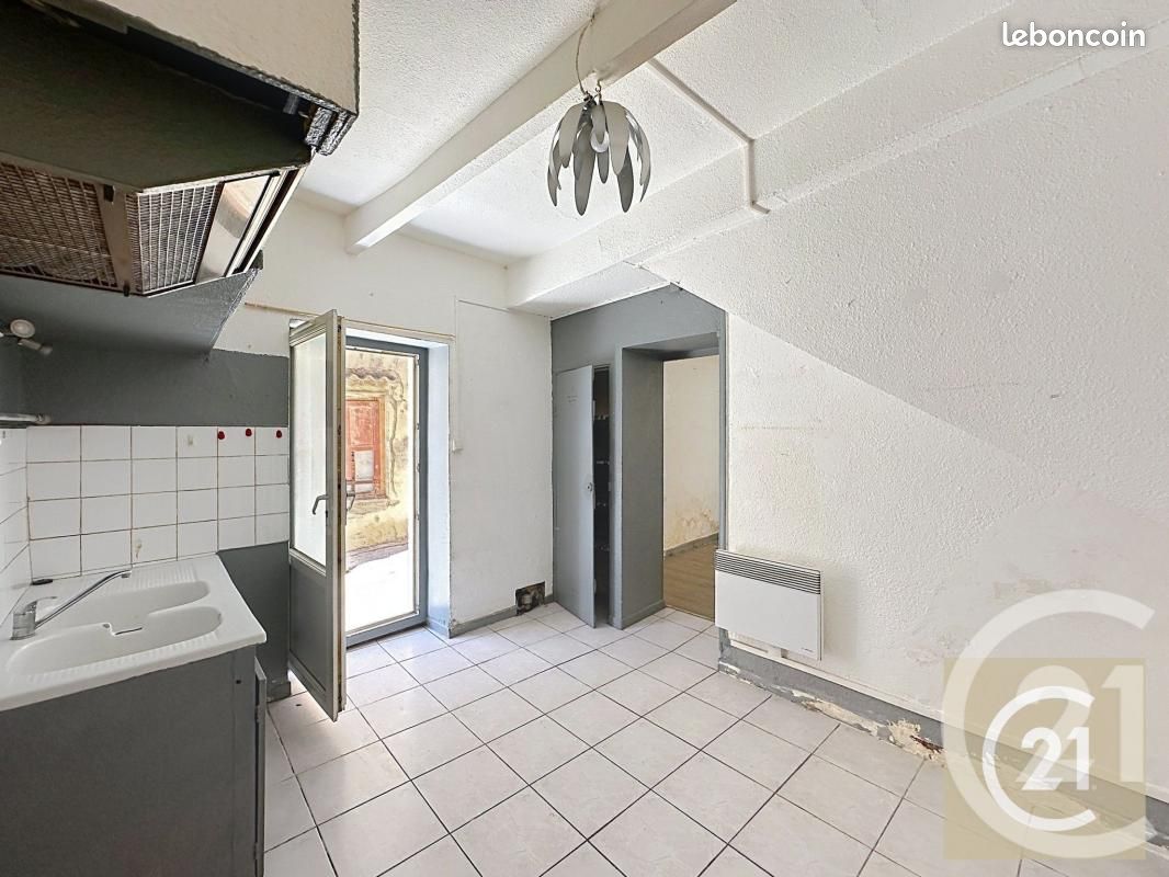 Maison 4 pièces 91 m² · à Puisserguier · 91 m² · 100 000 €
