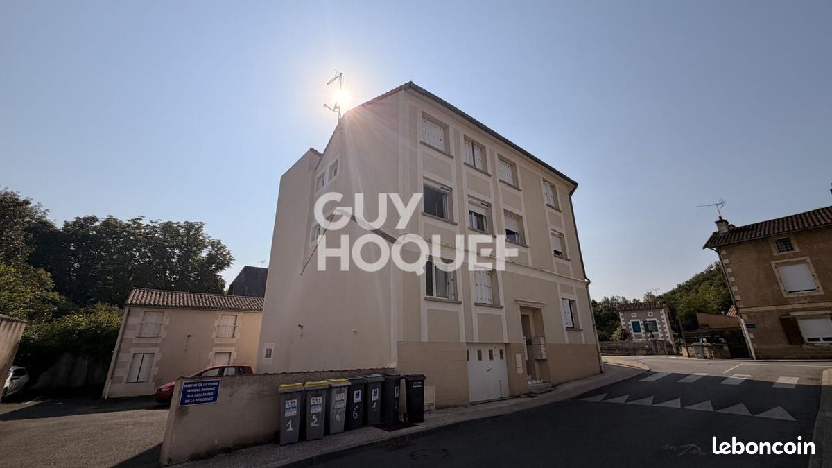 Immeuble 355 m² · à Croutelle · 355 m² · 556 500 €