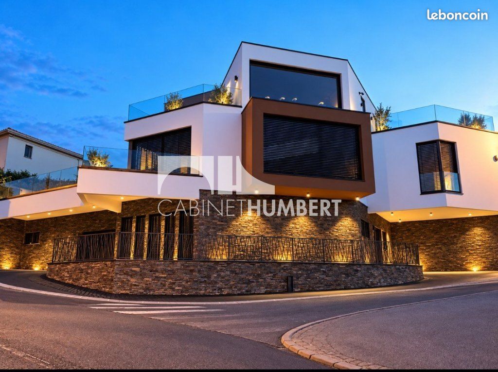 Maison 7 pièces 282 m² · à Saint-Étienne · 282 m² · 1 150 000 €