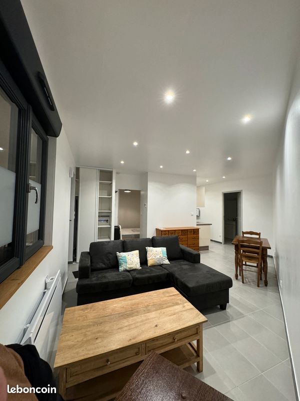 Appartement 2 pièces 37 m² · à Palaiseau · 37 m² · 980 €