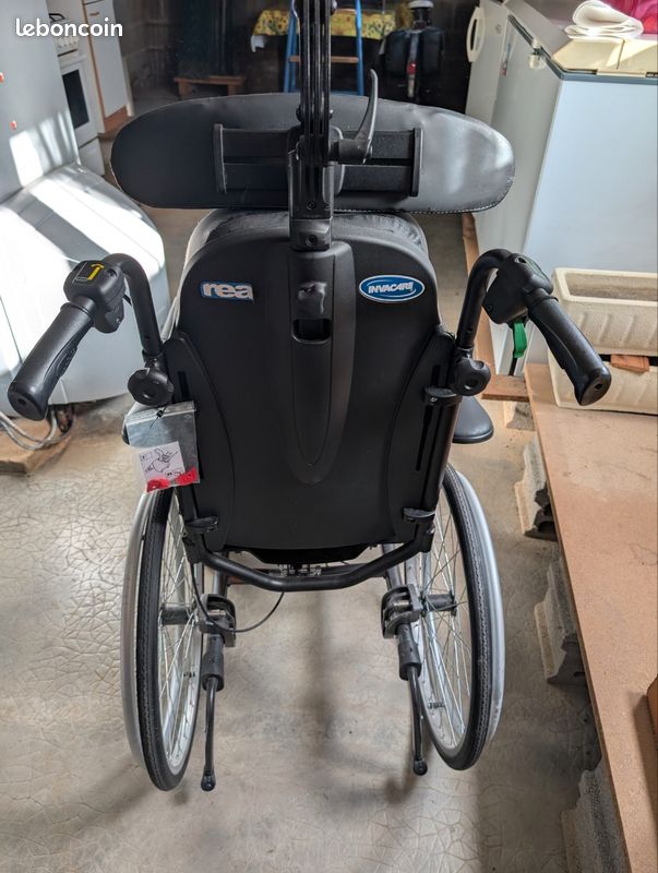 Fauteuil roulant (image 3)