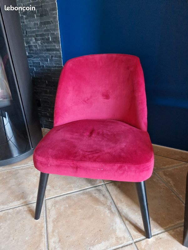 Fauteuil velours à réparer (image 1)