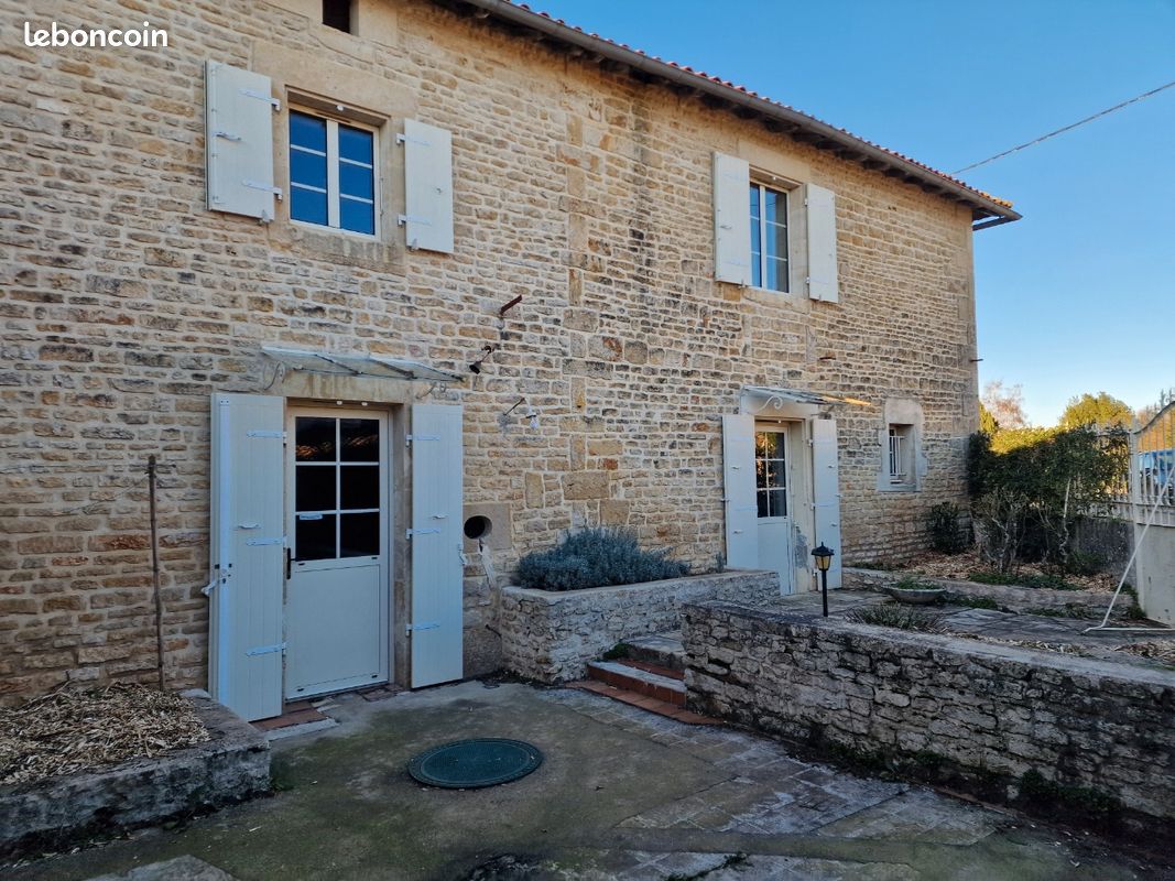 Maison 9 pièces 146 m² · à Fontivillié · 146 m² · 118 000 €