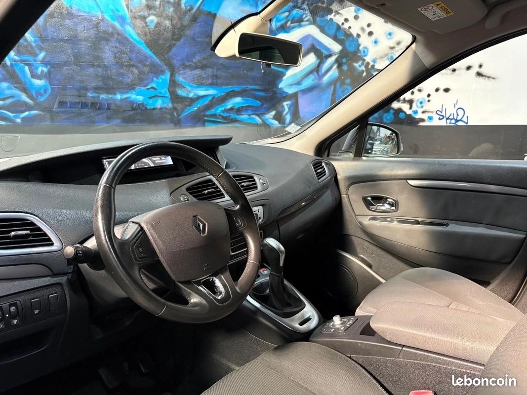 Renault Scenic 1.5 DCI 110CH BVA g (image 9)