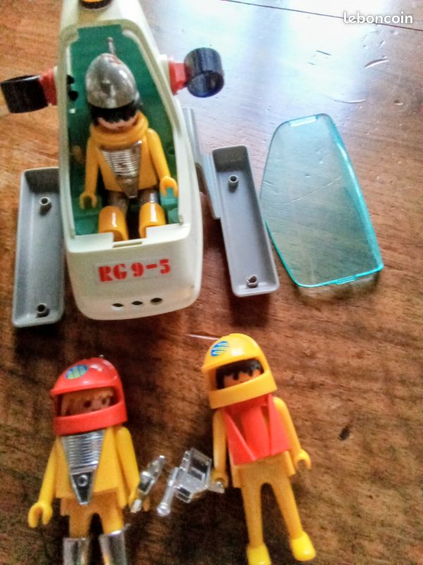 Playmobil helico figurines (image 1)