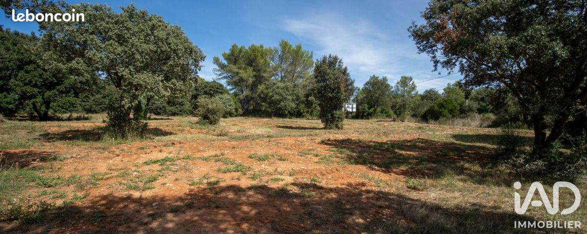 Terrain 450 m² · à Saint-Siffret · 450 m² · 120 000 €