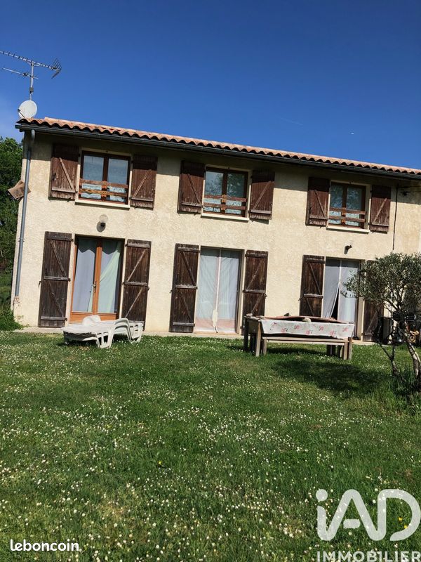 Maison 5 pièces 139 m² · à Laruscade · 139 m² · 225 000 €